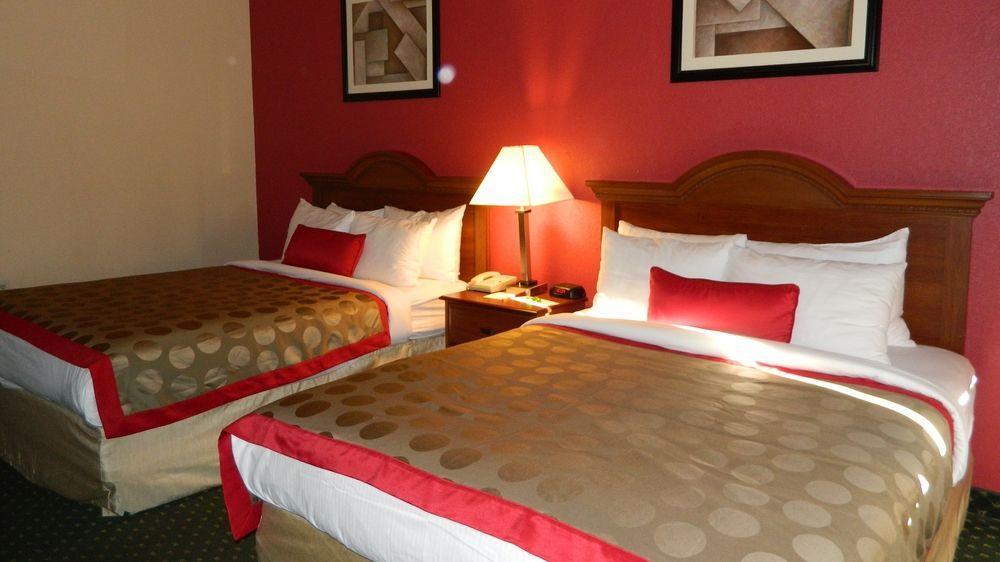 Oyo Hotel Spokane North Екстериор снимка