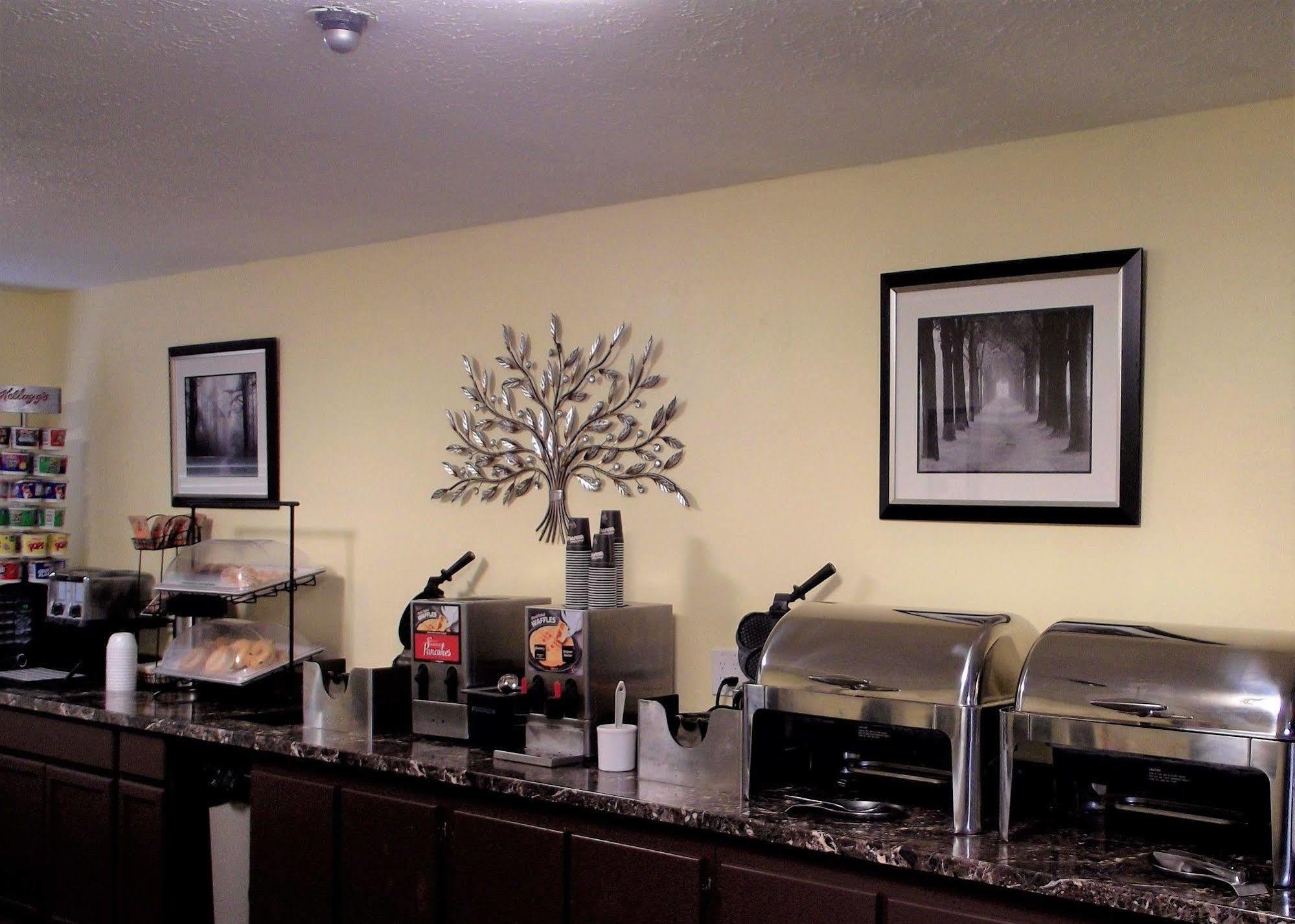 Oyo Hotel Spokane North Екстериор снимка