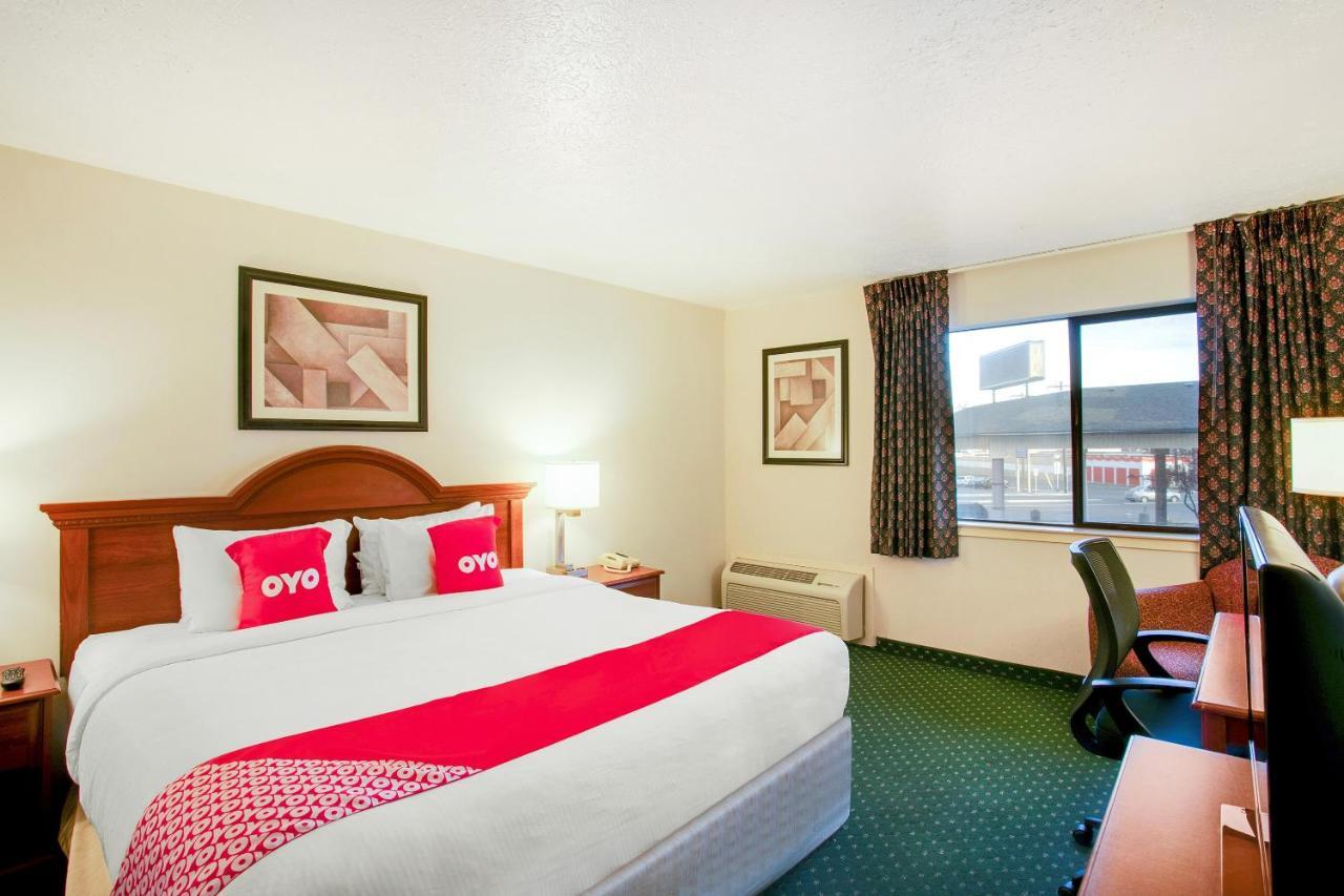 Oyo Hotel Spokane North Стая снимка